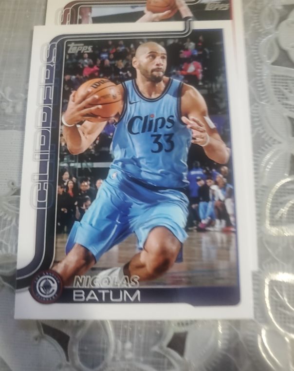 2025-26 Topps #146 Nicolas Batum — front