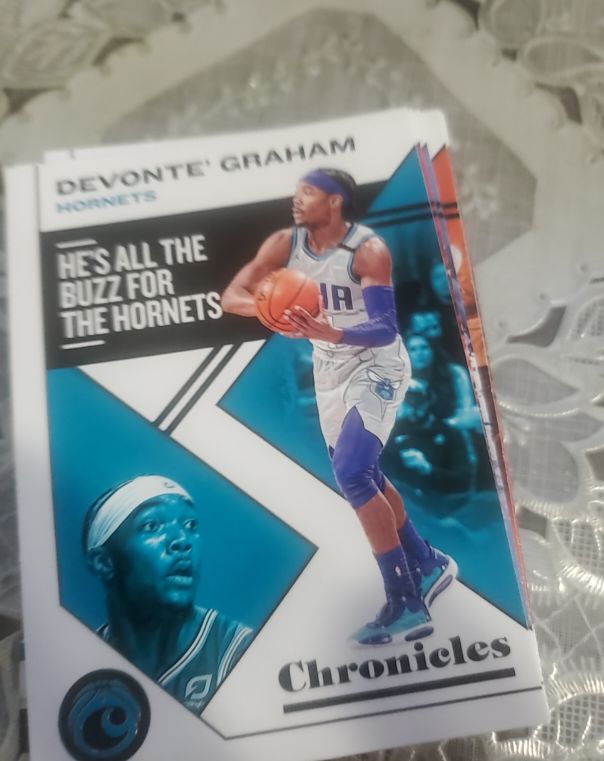 2019-20 Panini Chronicles #48 Devonte' Graham — front