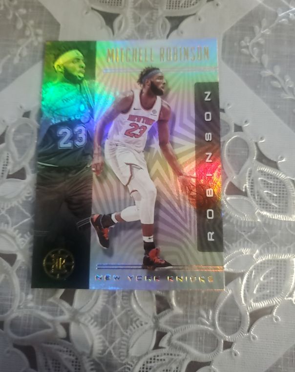 2019-20 Panini Illusions #13 Mitchell Robinson — front