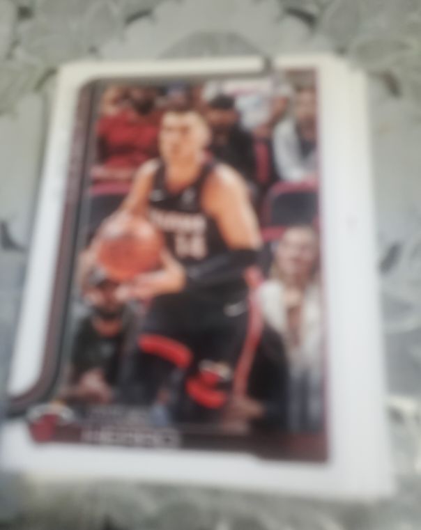 2025-26 Topps Basketball #73 Jusuf Nurkić — front
