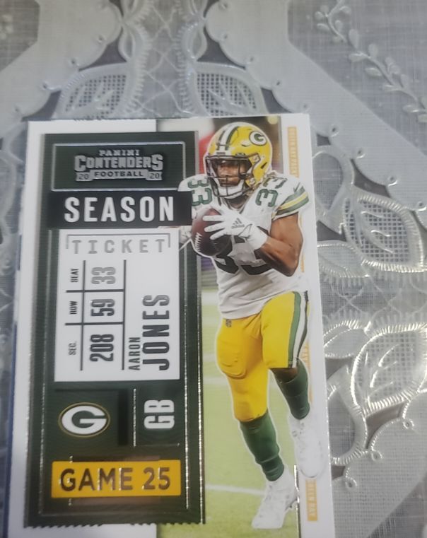 2020 Panini Contenders #65 Aaron Jones — front