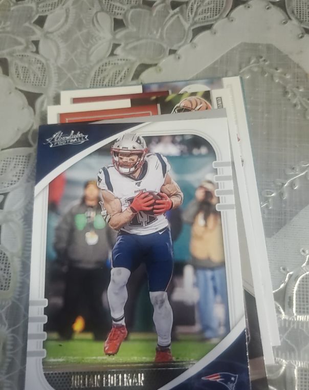 2020 Panini Absolute #68 Julian Edelman — front