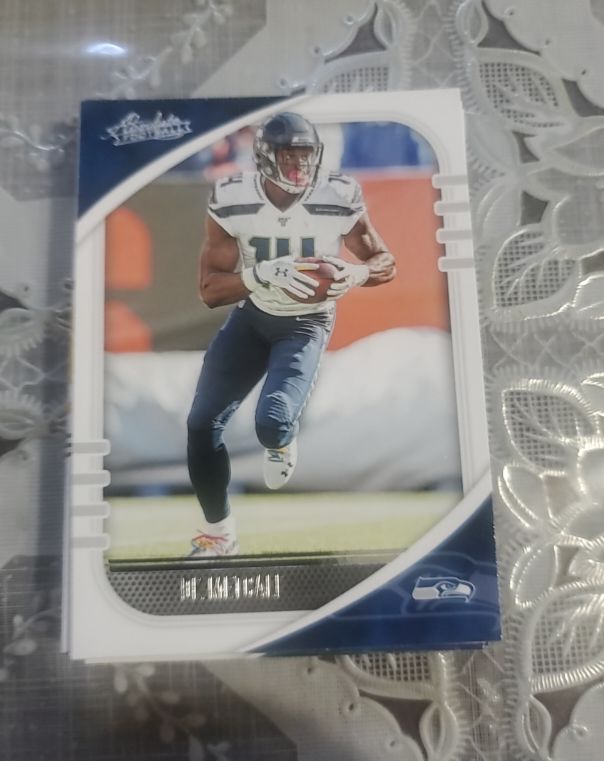 2020 Panini Absolute #81 DK Metcalf Seattle Seahawks — front