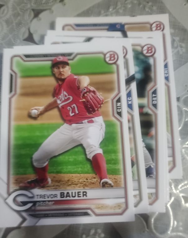 2021 Bowman #9 Trevor Bauer — front