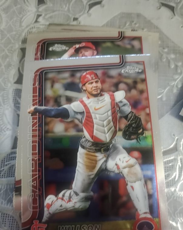 2025 Topps Chrome #82 Willson Contreras — front