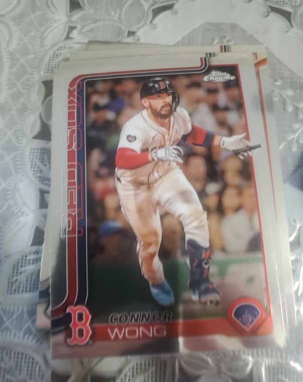 2025 Topps Chrome #10 Connor Wong — front