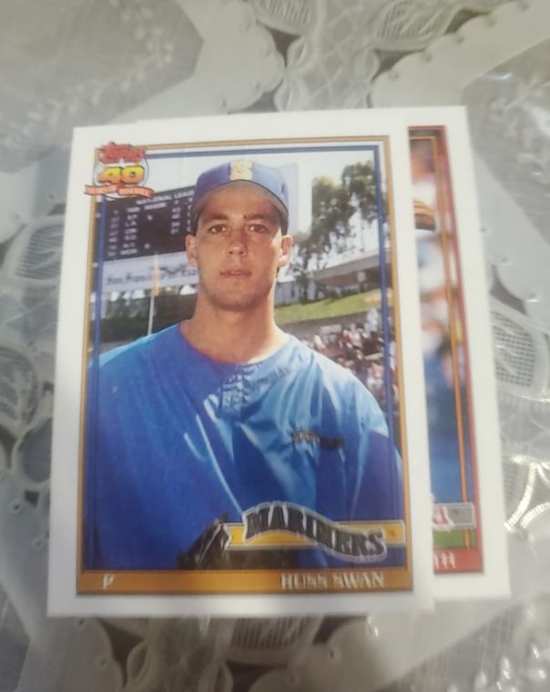 1991 Topps #739 Russ Swan — front