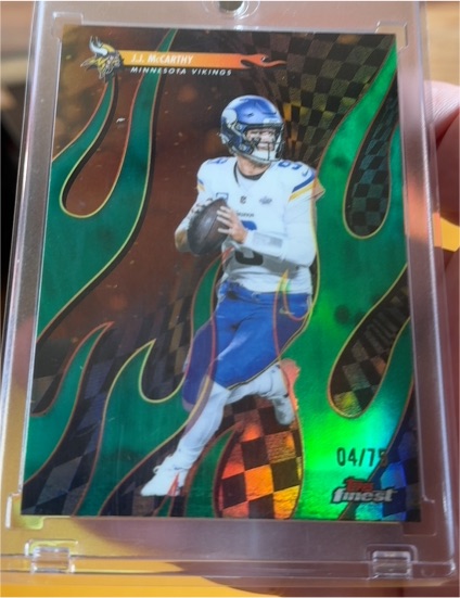 2025 Topps Finest Torchers #T-24 J.J. McCarthy — front