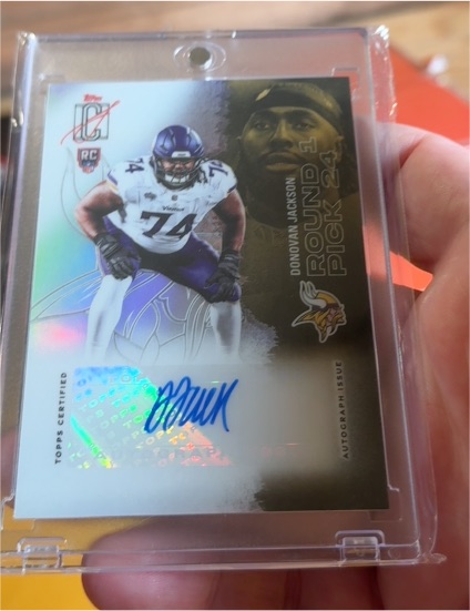2025 Topps Signature Class #241 Donovan Jackson — front