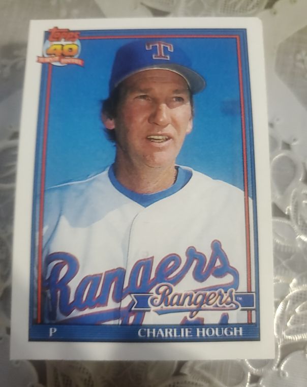 1991 Topps #495 Charlie Hough — front