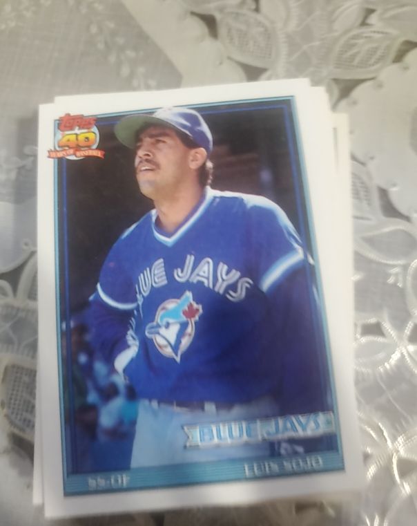 1991 Topps #26 Luis Sojo — front