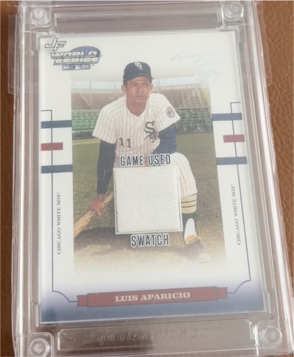 2022 Donruss Jersey Fusion #18 Luis Aparicio — front