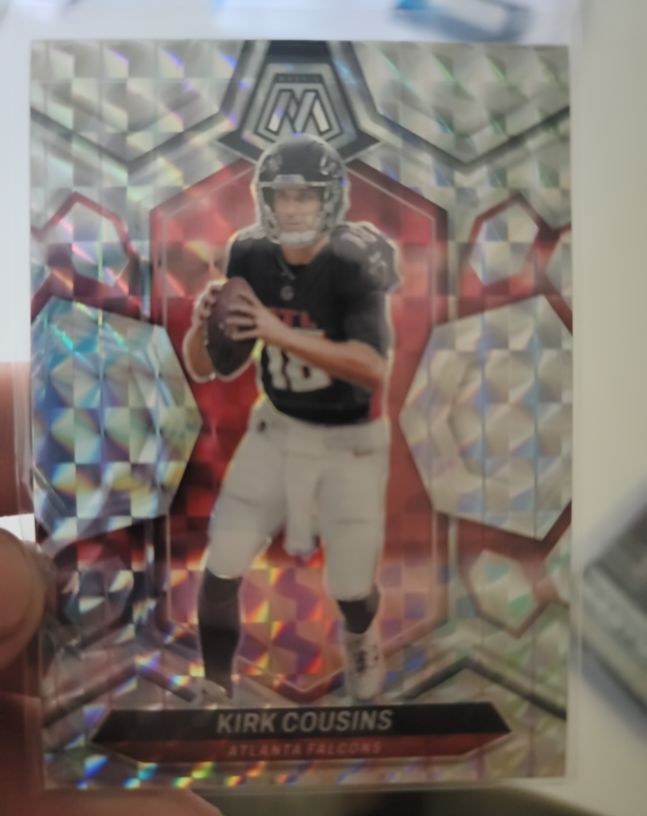 2024 Panini Mosaic #8 Kirk Cousins — front