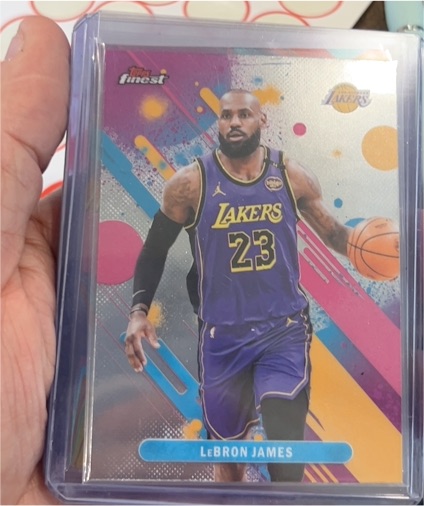 2025-26 Topps Finest #79 LeBron James — front