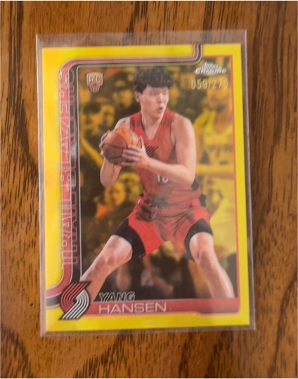 2025-26 Topps Chrome #266 Yang Hansen — front