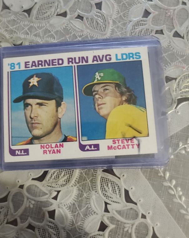 1981 Topps #167 Earned Run Avg Leaders Nolan Ryan Steve McCatty — front