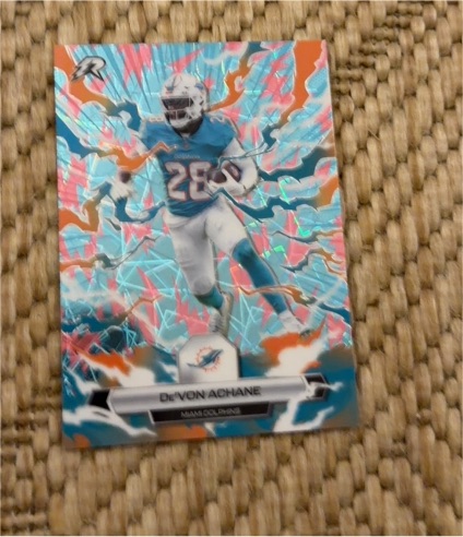 2025 Topps Resurgence #63 De'Von Achane — front
