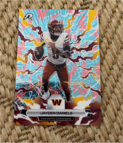 2025 Topps Resurgence #98 Jayden Daniels — front