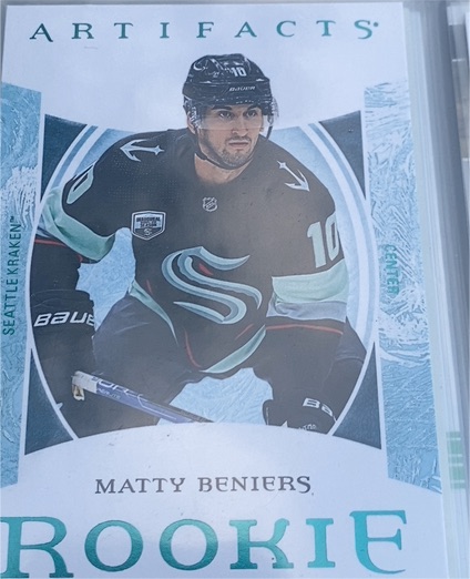 2022-23 Upper Deck Artifacts #180 Matty Beniers Rookie — front