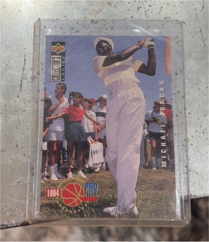 1994 Upper Deck Collector's Choice #204 Michael Jordan — front