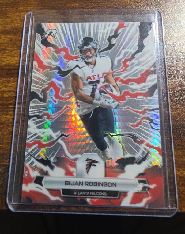 2026 Topps Bijan Robinson #5 Atlanta Falcons — front