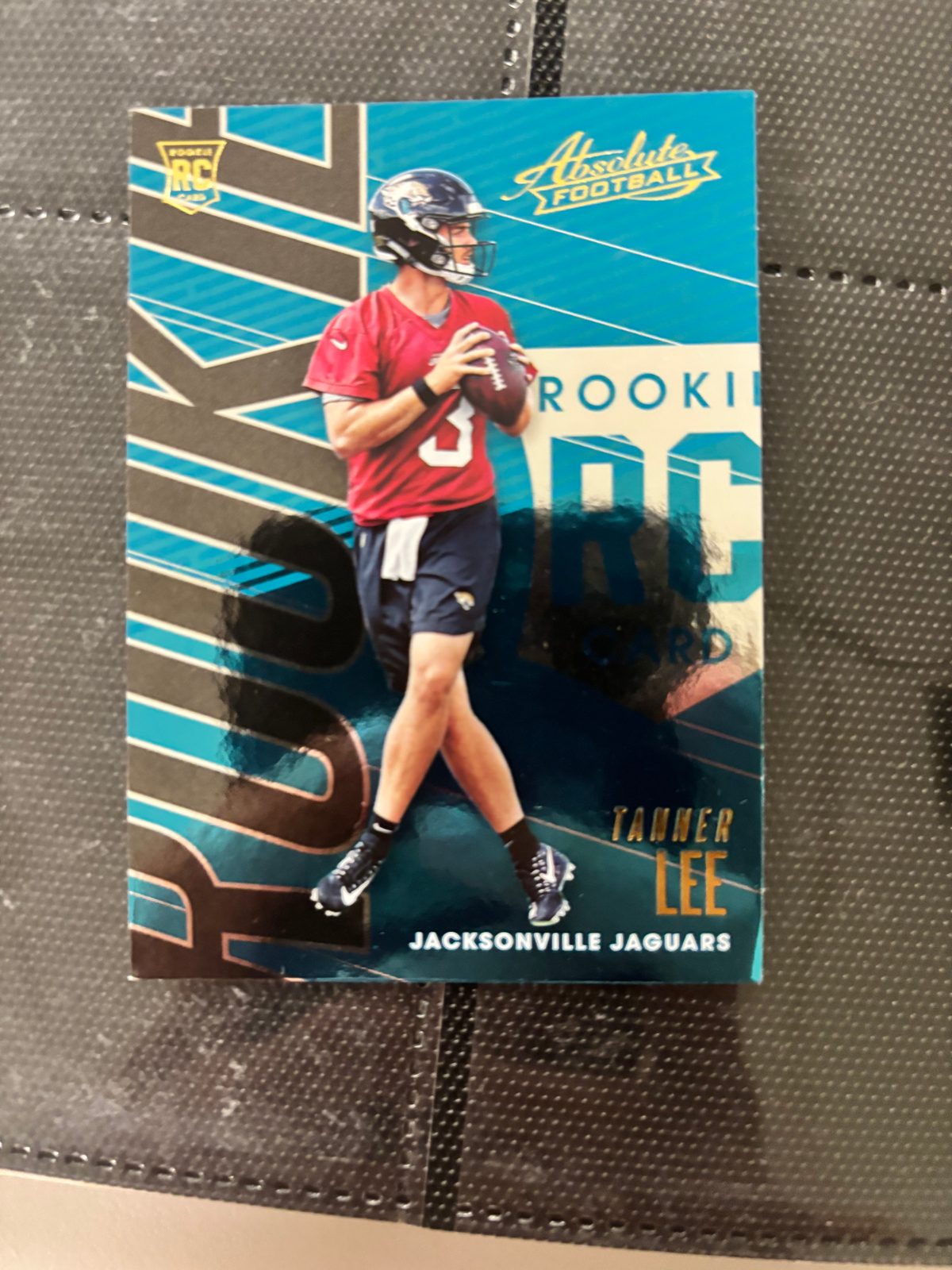 2018 Panini Absolute Football #122 Tanner Lee — front