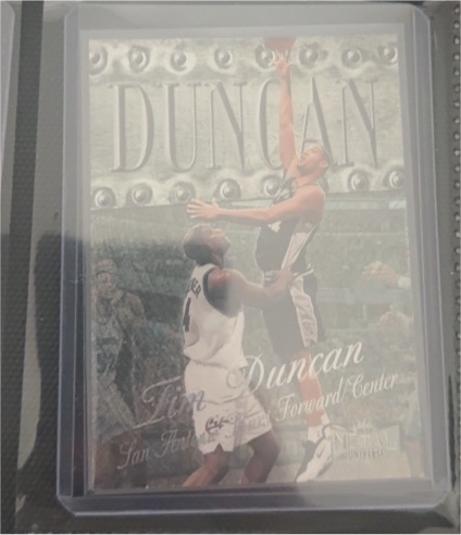 1998-99 SkyBox Metal Universe #35 Tim Duncan — front