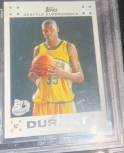 2007-08 Topps #2 Kevin Durant Rookie Card — front