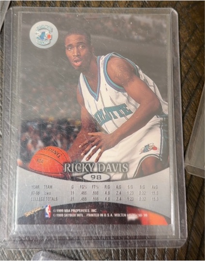 1998-99 Skybox Molten Metal #98 Ricky Davis — front