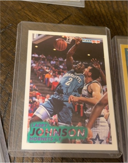 1993-94 Fleer #21 Larry Johnson — front