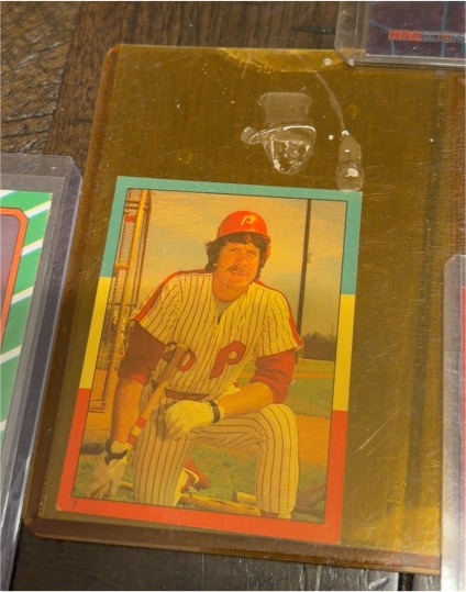 1982 Topps Stickers Baseball #3 Mike Schmidt — front