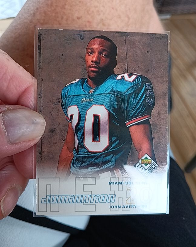1998 Upper Deck UD Choice #271 John Avery — front