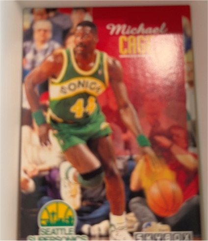 1992-93 SkyBox #229 Michael Cage — front