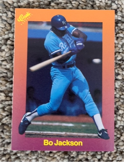 1989 Classic Update Orange Travel Edition #122 Bo Jackson — front