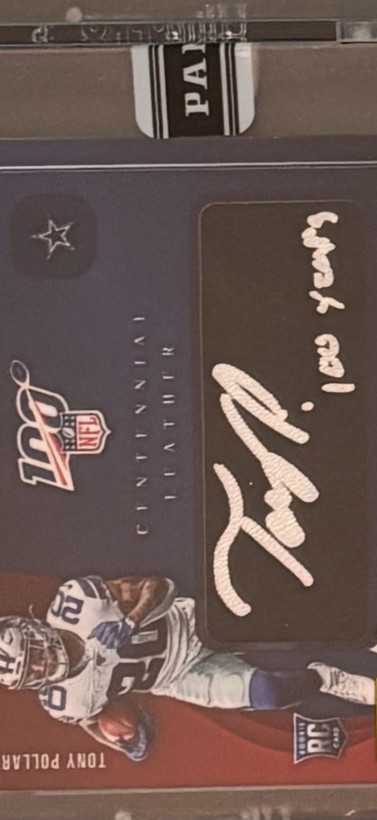 2019 Panini Encased #139 Tony Pollard Rookie Cap Patch Autographs — front