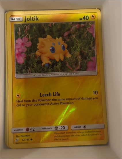 2019 Pokemon Team Up #47 Joltik — front