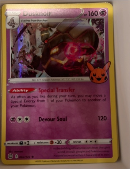 2022 Pokémon #62 Dusknoir — front