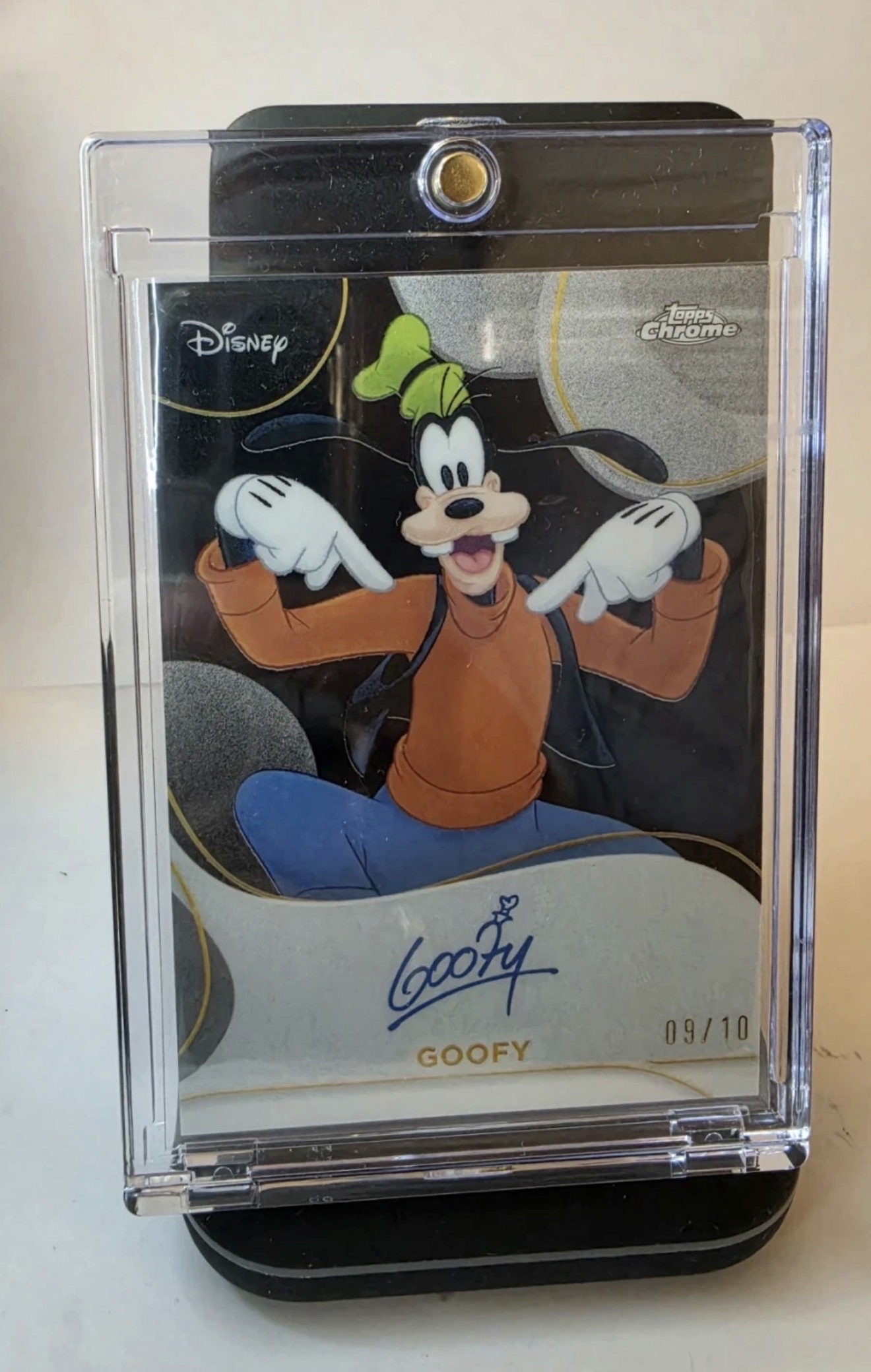 2025 Topps Disney Chrome Goofy Facsimile Autograph #FA-1 — front