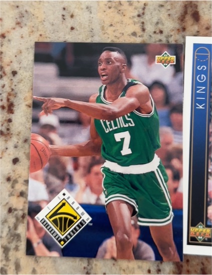 1993-94 Upper Deck #436 Dee Brown — front
