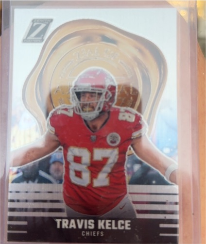 2023 Panini Zenith #21 Travis Kelce Zeal of Approval — front