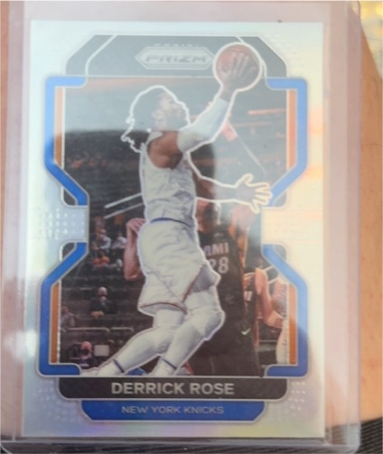 2021-22 Panini Prizm #82 Derrick Rose — front