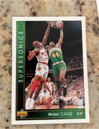 1993-94 Upper Deck #332 Michael Cage — front