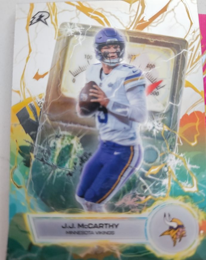2026 Topps Voltage Insert #VT-20 J.J. McCarthy — front