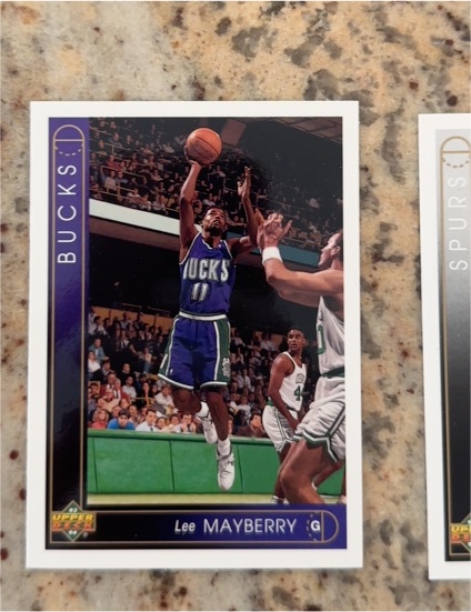 1993-94 Upper Deck #407 Lee Mayberry Milwaukee Bucks — front