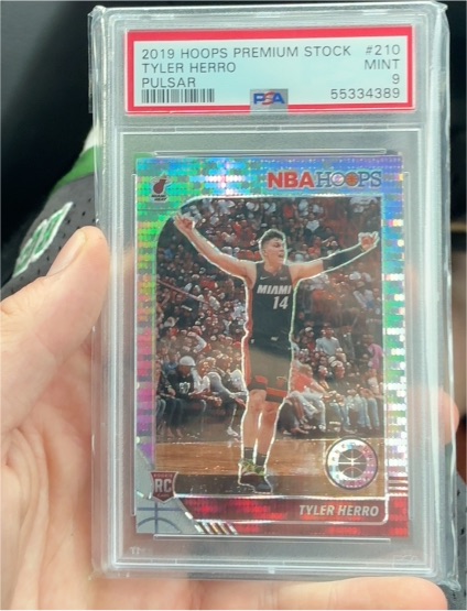 2019 Hoops Premium Stock #210 Tyler Herro — front