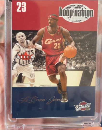 2004 Fleer Ultra Hoop Nation #23 LeBron James — front