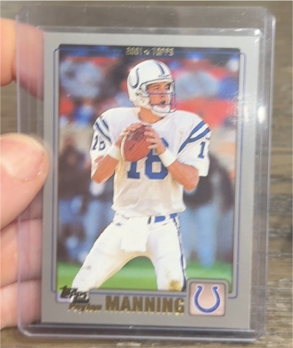 2001 Topps #136 Peyton Manning — front