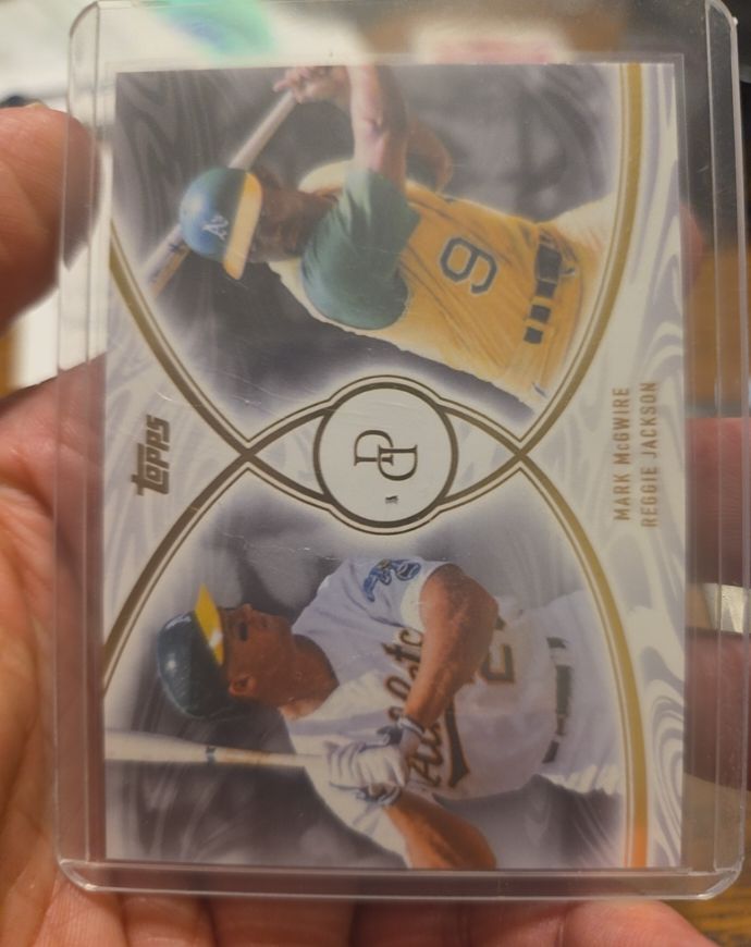 2026 Topps Dynamic Duals #25 Mark McGwire / Reggie Jackson — front