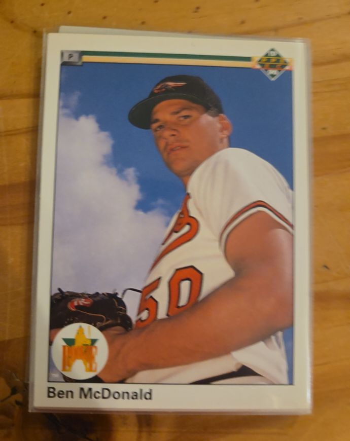 1990 Upper Deck #54 Ben McDonald — front