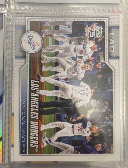 2026 Topps Series 1 #256 Los Angeles Dodgers Team Card — front